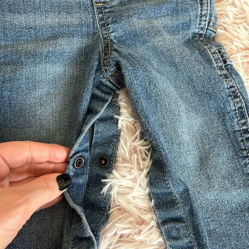 Oshkosh B’gosh Blue Jean Denim Vestbak Stripe Strap Overalls Baby‎ Sz 18 Mo